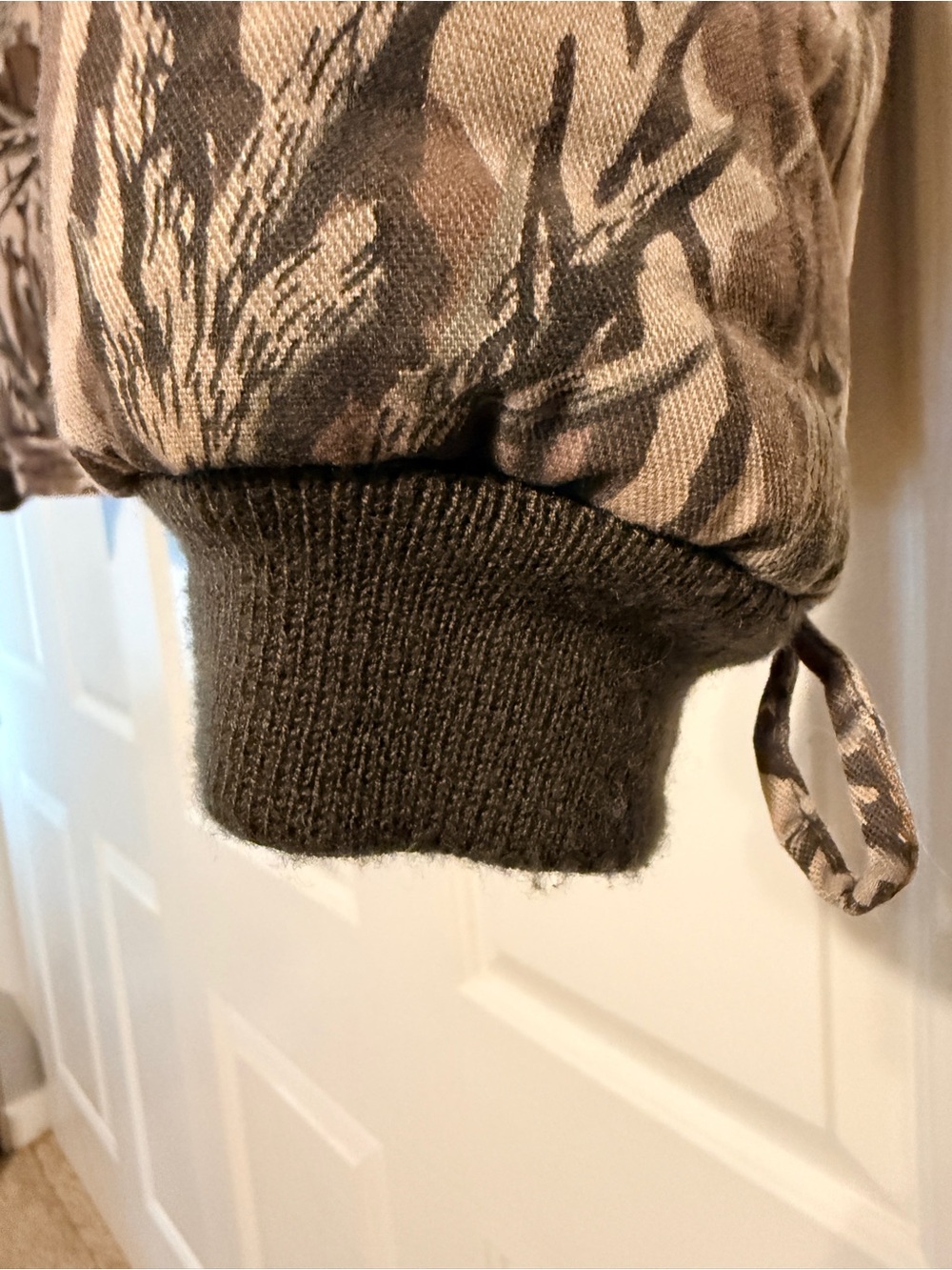 Men's Insulated Camo Puffer Jacket - Brown/Green - Picture 16 of 16